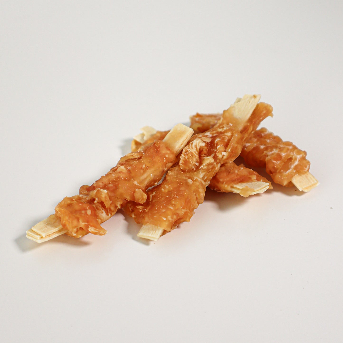 Snack Para Perro En Stick De Bacalao Con Pollo Desecado Wuapu 500gr_5