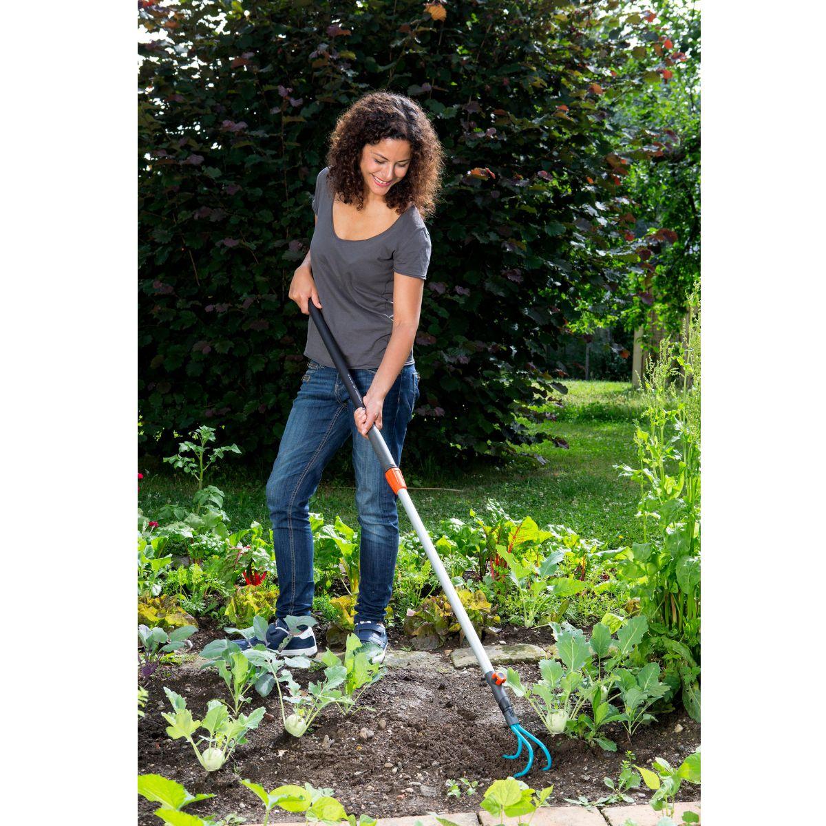 Mango Telescópico Combisystem 90 - 145 cm Gardena