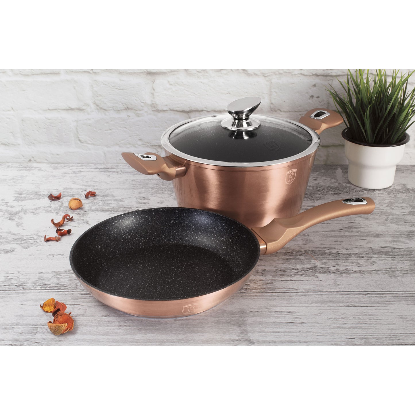 Batería De Cocina Aluminio Forjado Antiadherente Sin Pfoa, Set 2 Cacerolas, 1 Sartén, Tapas Berlinger Haus Rose Gold Oro Rosado