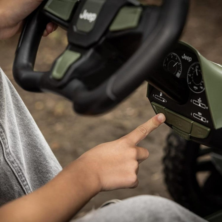 Coche De Pedales Berg Rally Jeep Cherokee Bfr.