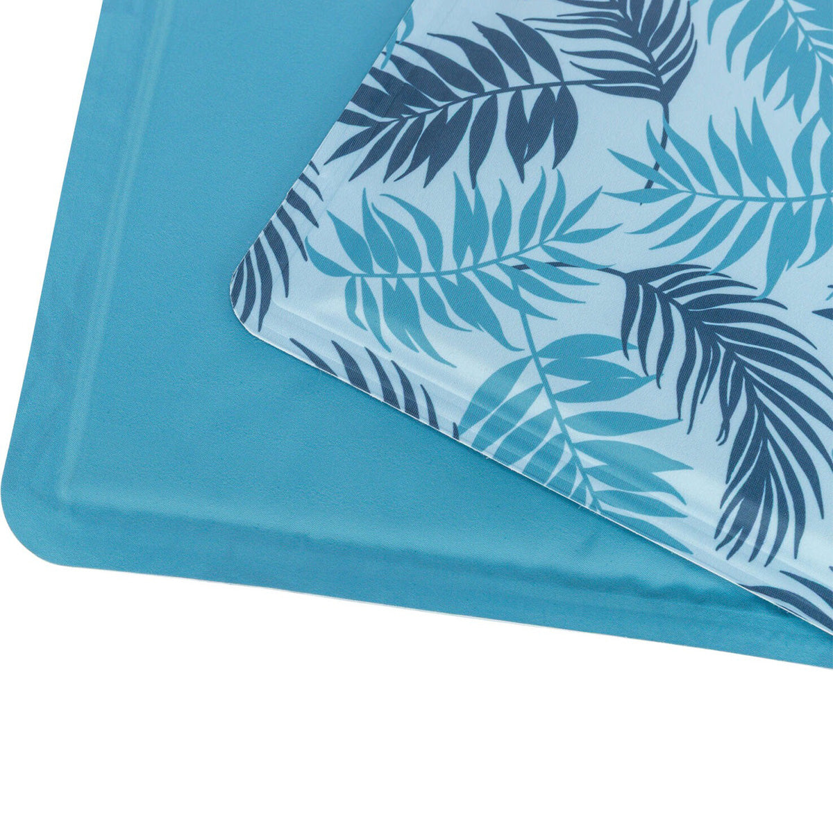 Alfombrilla refrigerante con estampado de hojas, 65 × 50 cm, azul claro