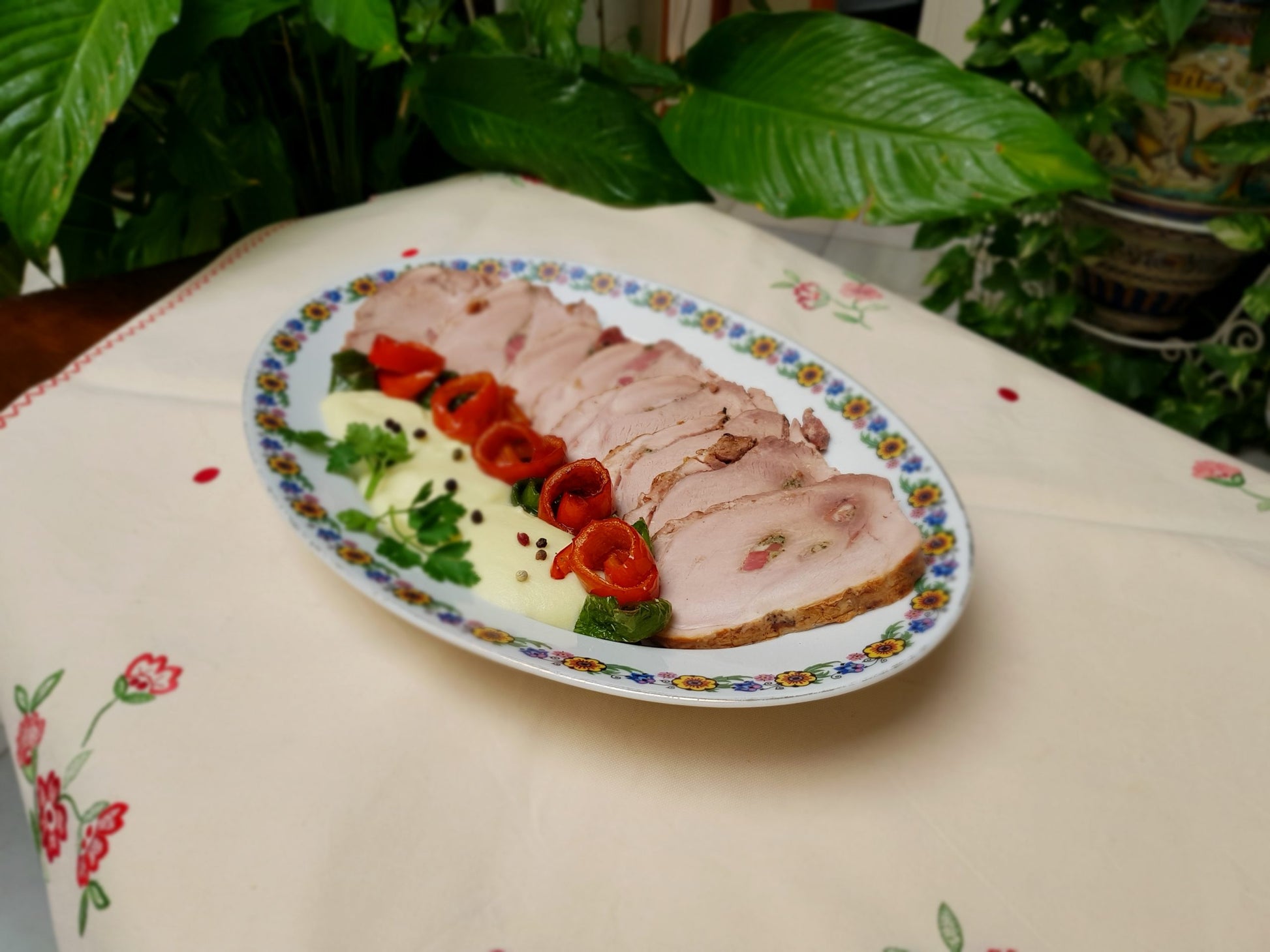 Carne Mechada Pieza Con Salsa De Cebolla Al Brandy