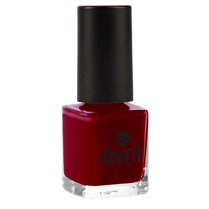 Esmalte de uñas burdeos Avril