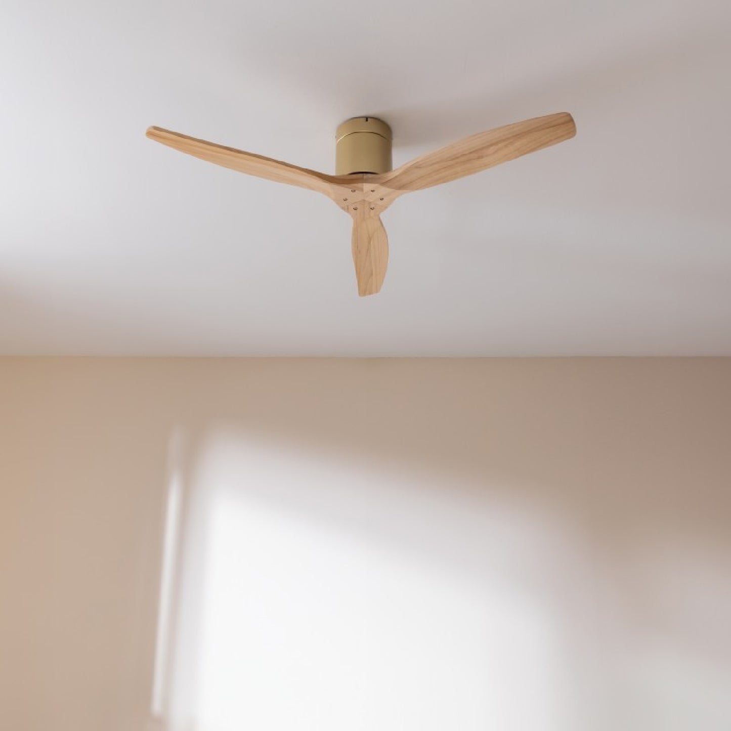 Cecotec Ventilador De Techo Sin Luz Energysilence Aero 5500 Aqua Goldwhitewood Connected_4