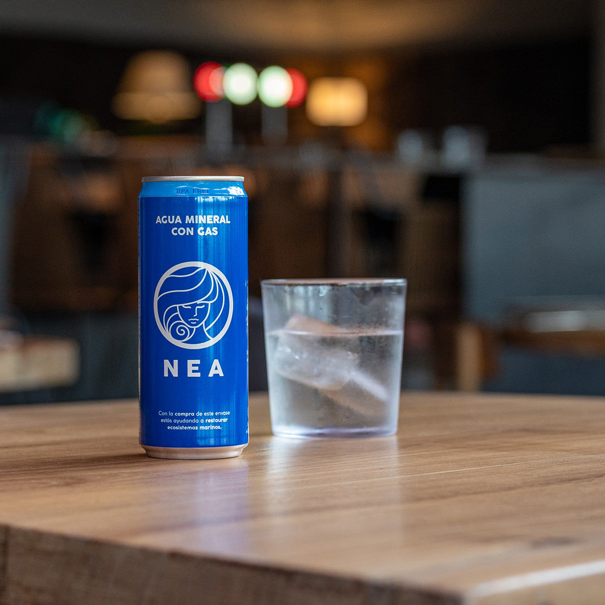 Agua Mineral Natural en Lata con Gas NEA 330 ml