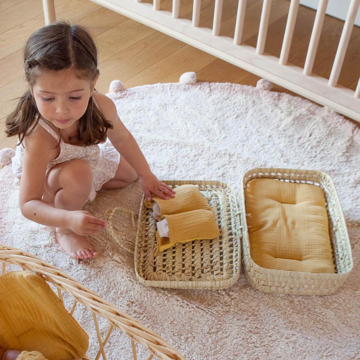 Maleta Mimbre Muñeca Bobble Mostaza_3