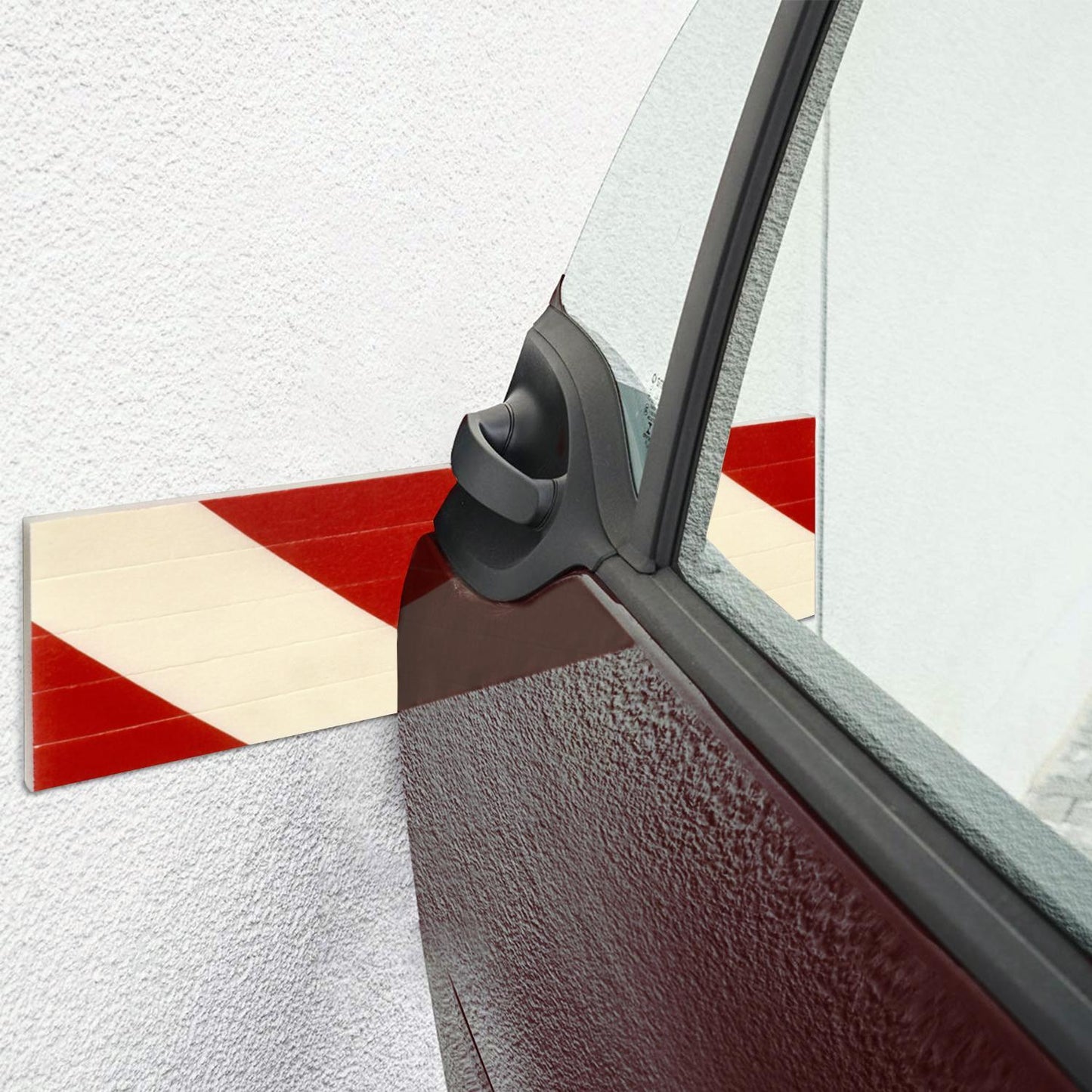 Protector Antiroces Cochera Adhesivo Flexible 30x20 Cm.