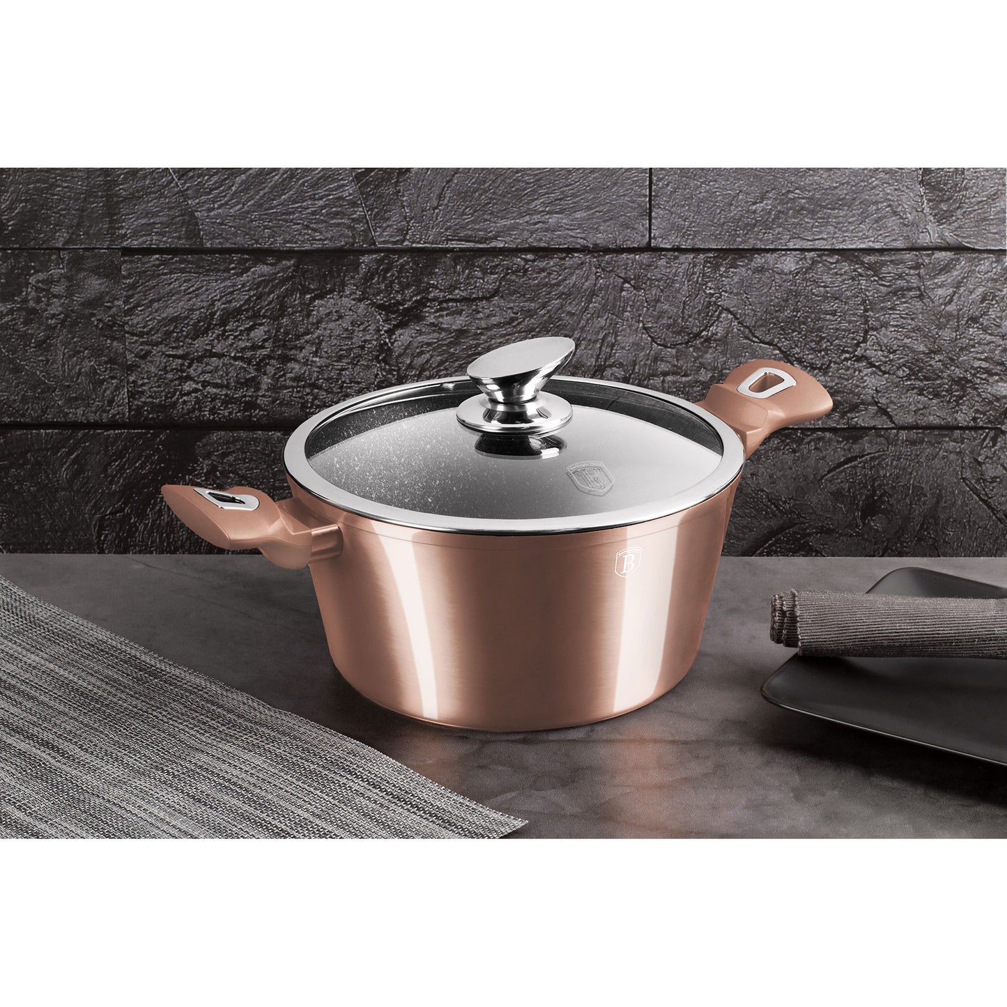 Batería De Cocina Aluminio Forjado Antiadherente Sin Pfoa, Set 2 Cacerolas, 1 Sartén, Tapas Berlinger Haus Rose Gold Oro Rosado