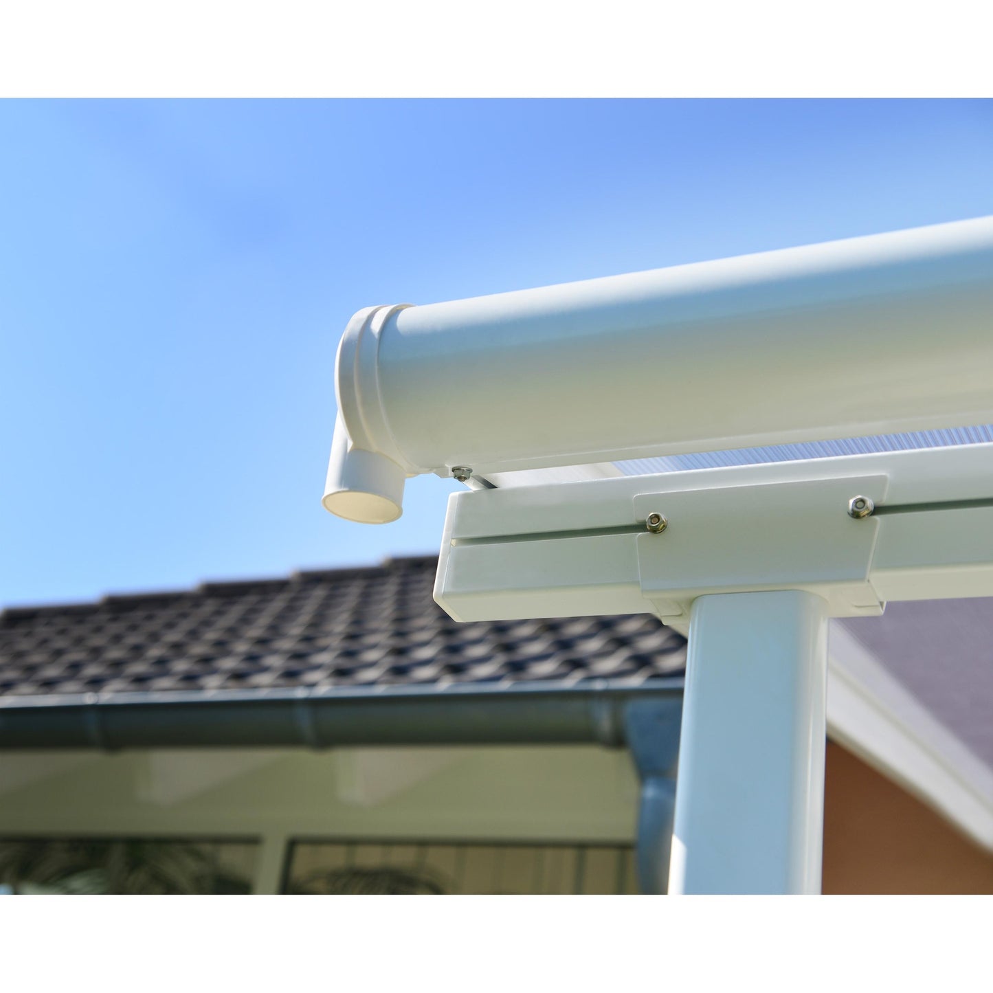 Pérgola adosada Sierra 224x670 cm blanco