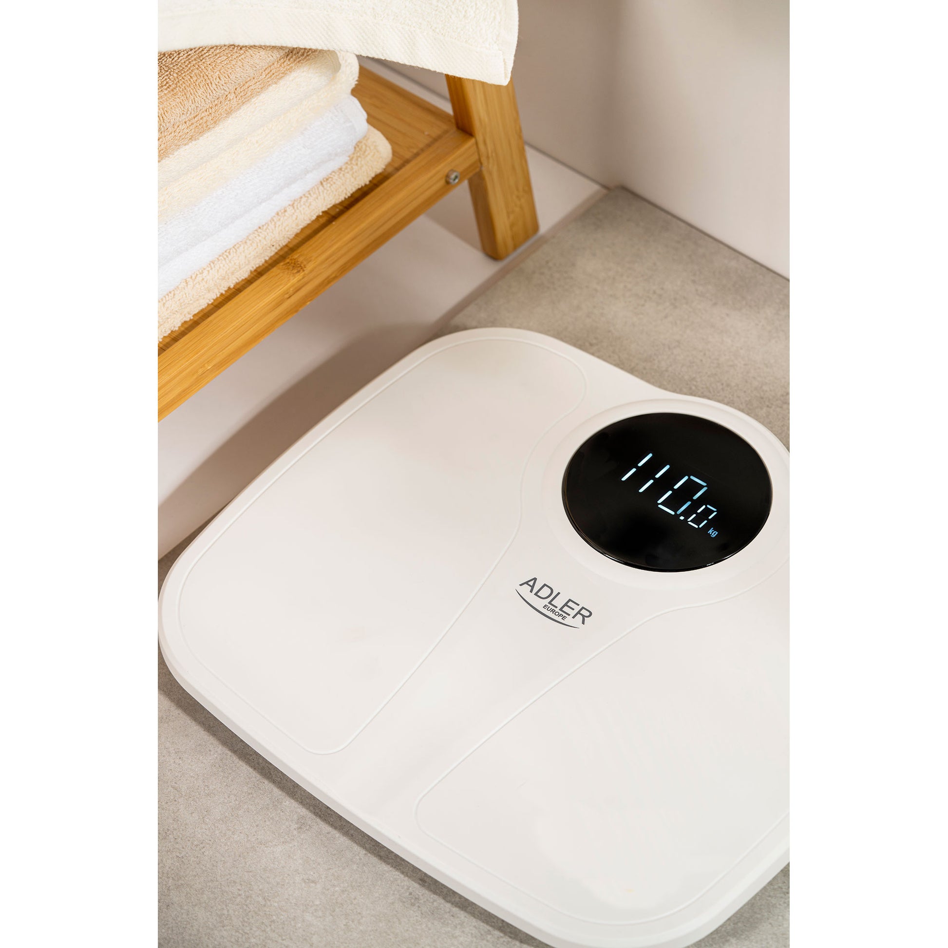 Báscula De Baño Digital, Alta Precisión 180kg, Pantalla Led Apagado Automático, Antideslizante, Briebe, Sc1124w, Blanco