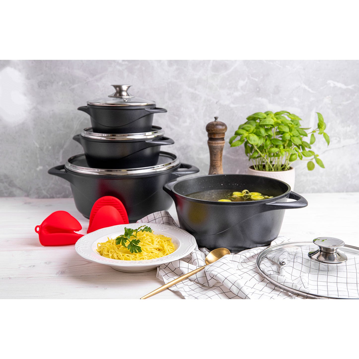 Batería De Cocina Inducción 8 Piezas Aluminio Fundido 4 Ollas Con Tapa De Cristal Antiadherente Briebe Mgk-12, Negro