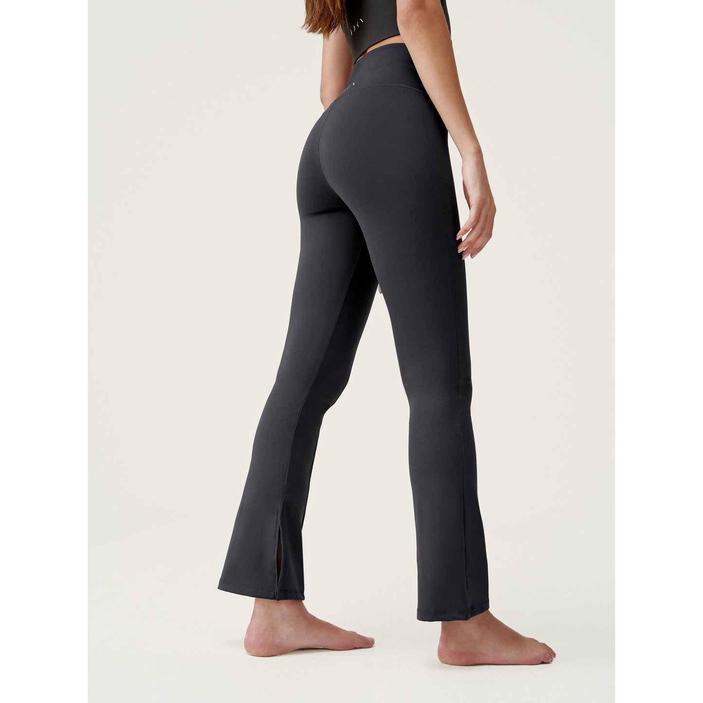 Legging Chiara Black Born Living Yoga Talla L