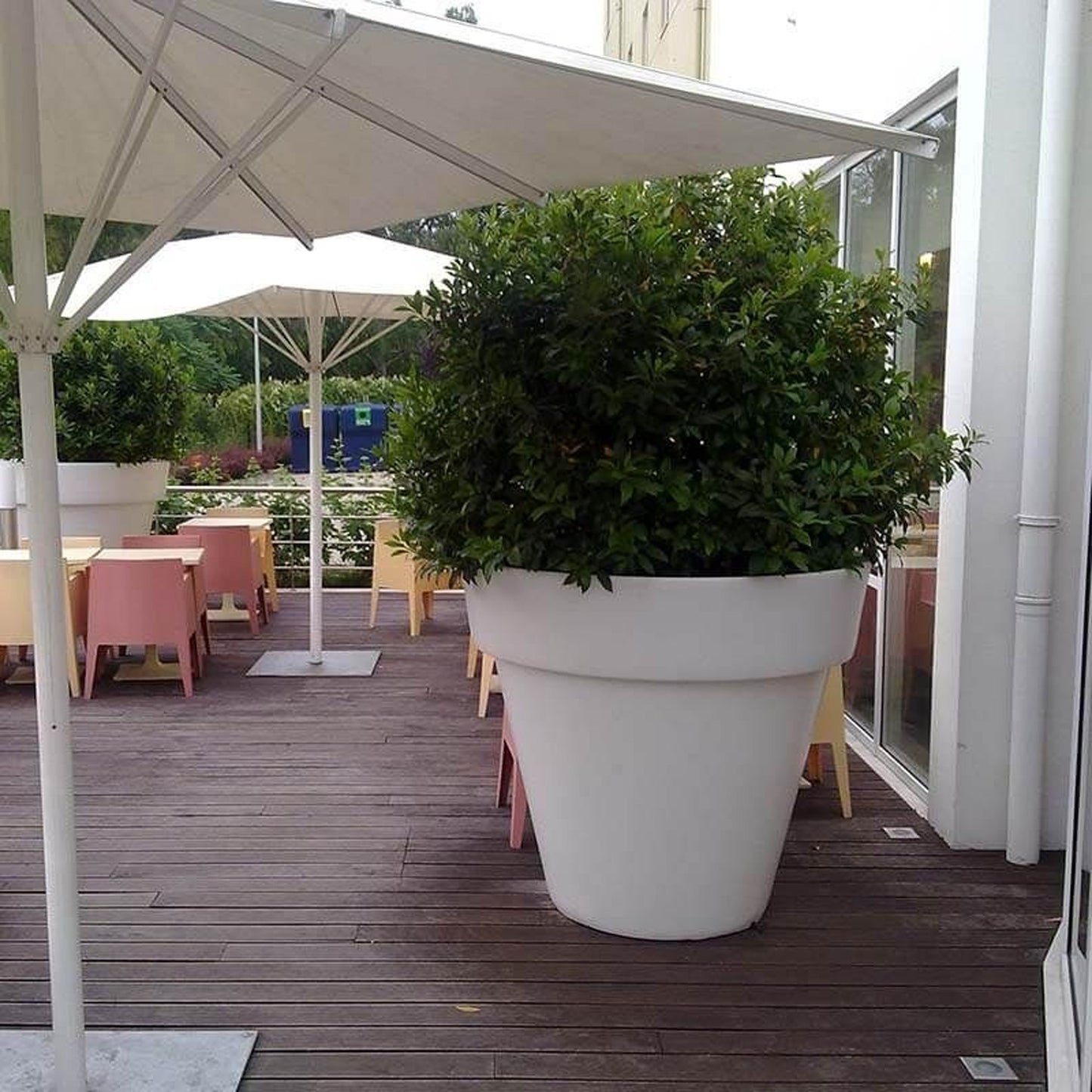 Macetero De Polietileno Por Rotomoldeo Blanco 40x35 Cm_5