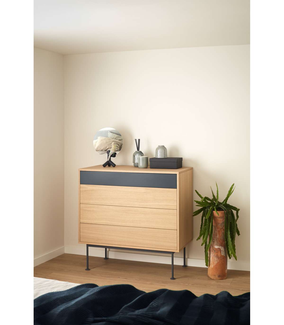 Cómoda Para Dormitorio Modelo Yoko 4 Cajones Acabado Roble/antracita, 45cm(ancho) 86cm(al_5