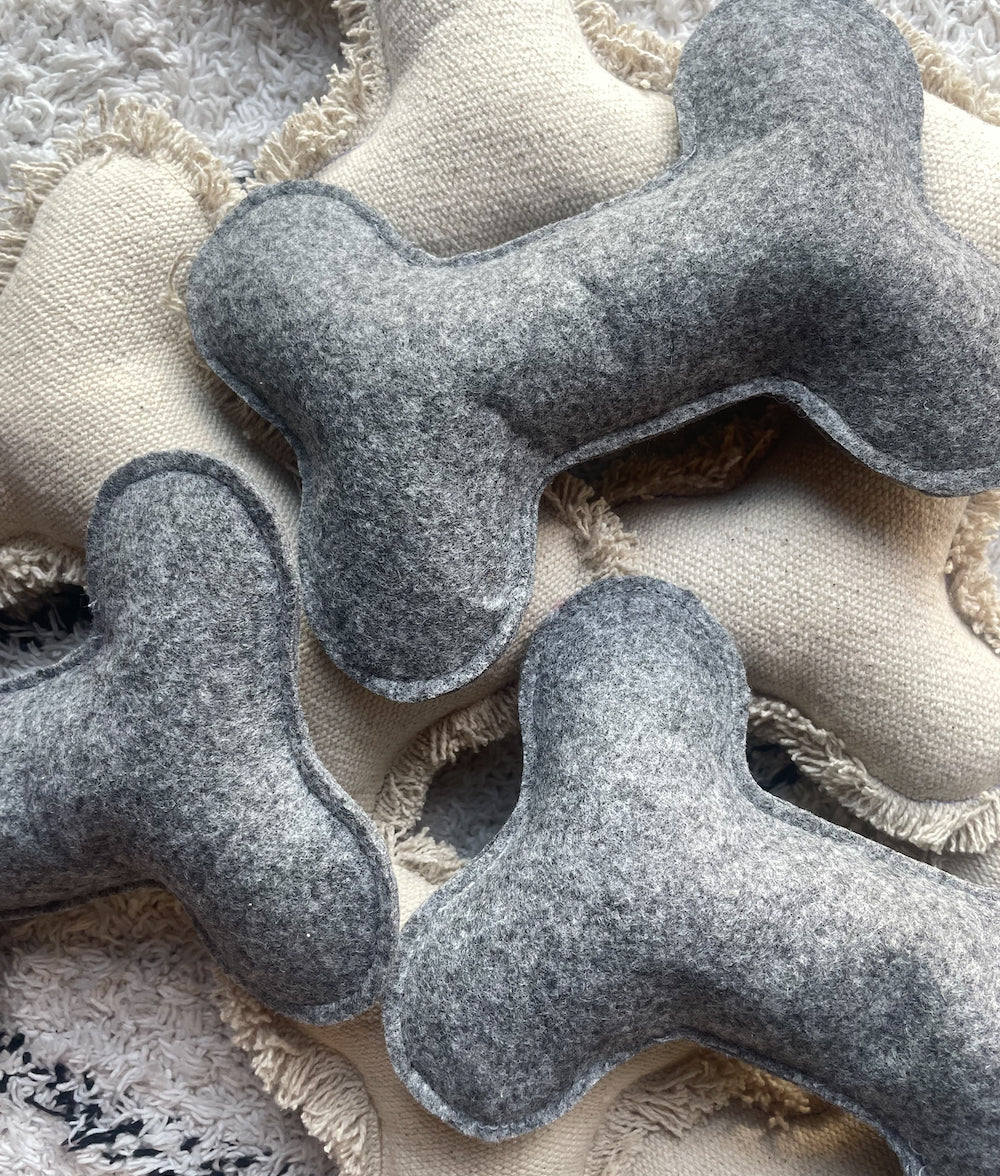 Cafide Juguete De Material Reciclado Para Perro Gris. Modelo Play._2