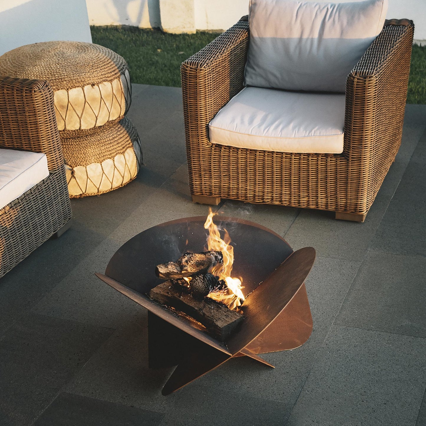 Brasero de jardín Medusae Tuozi