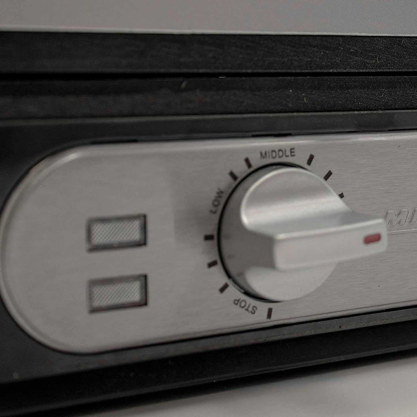 Gofrera Eléctrica Profesional, 2 Gofres Belgas Gruesos, Antiadherente, Regulador Temperatura, Acero Inox. Mpm Mpm-mgo13 Plata