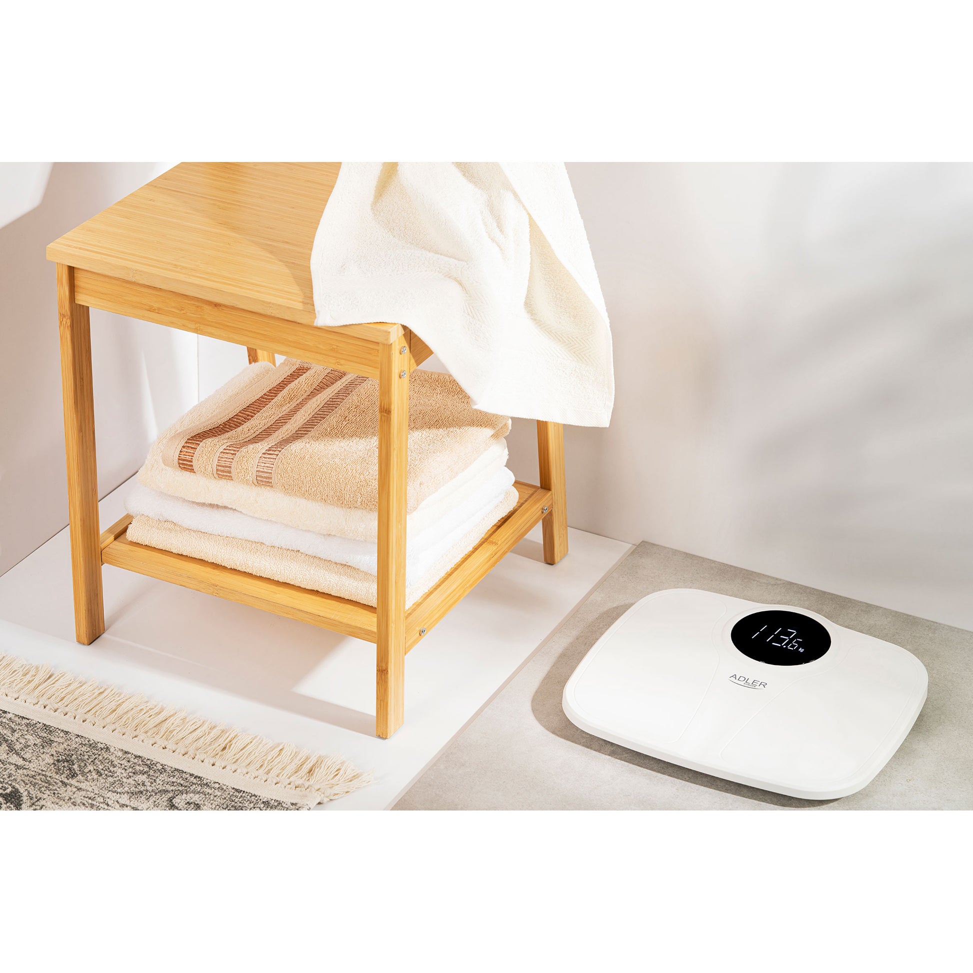 Báscula De Baño Digital, Alta Precisión 180kg, Pantalla Led Apagado Automático, Antideslizante, Briebe, Sc1124w, Blanco