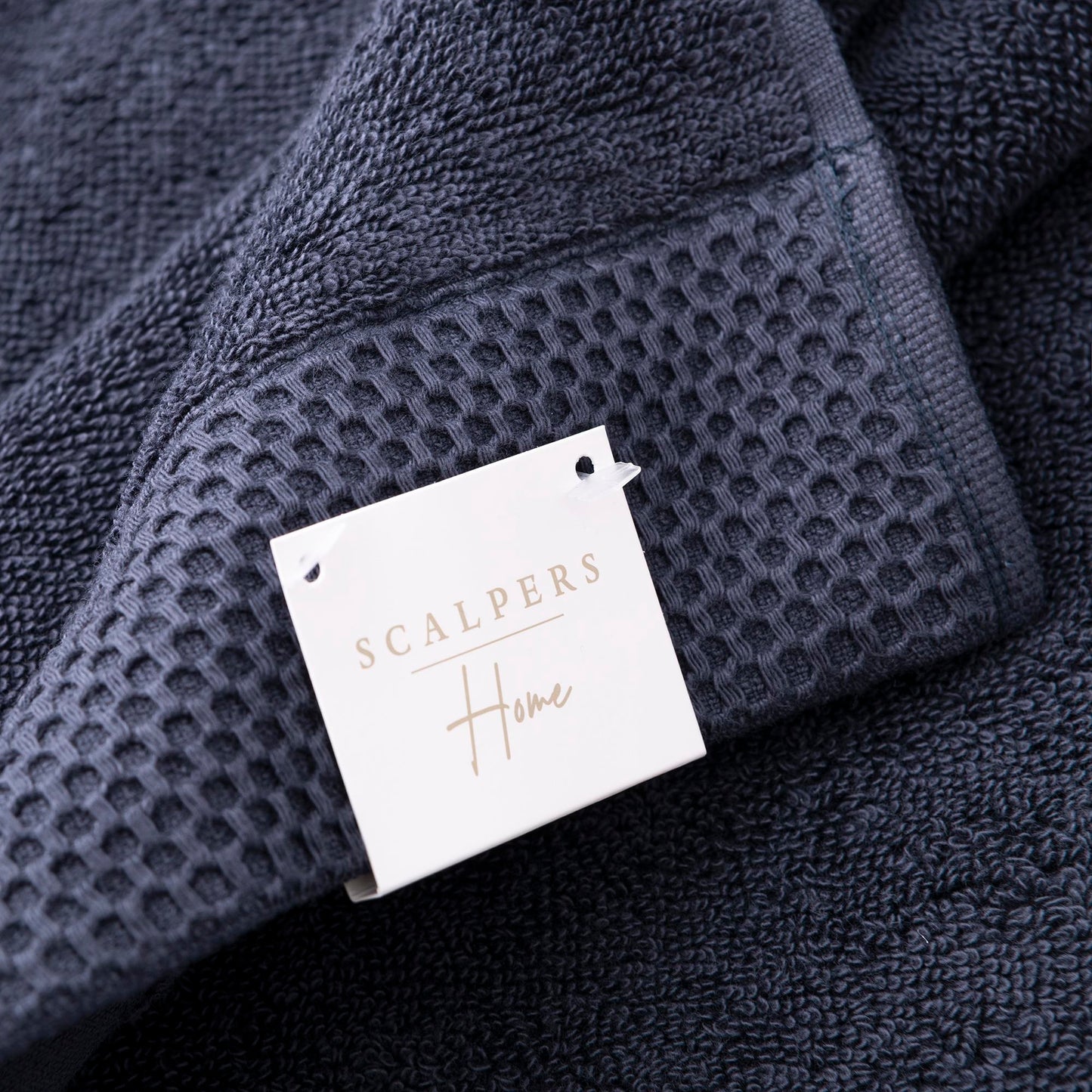 Toalla De Baño 90x150cm 100% Algodón 550gsm Navy Logo Bordado Scalpers Home_5