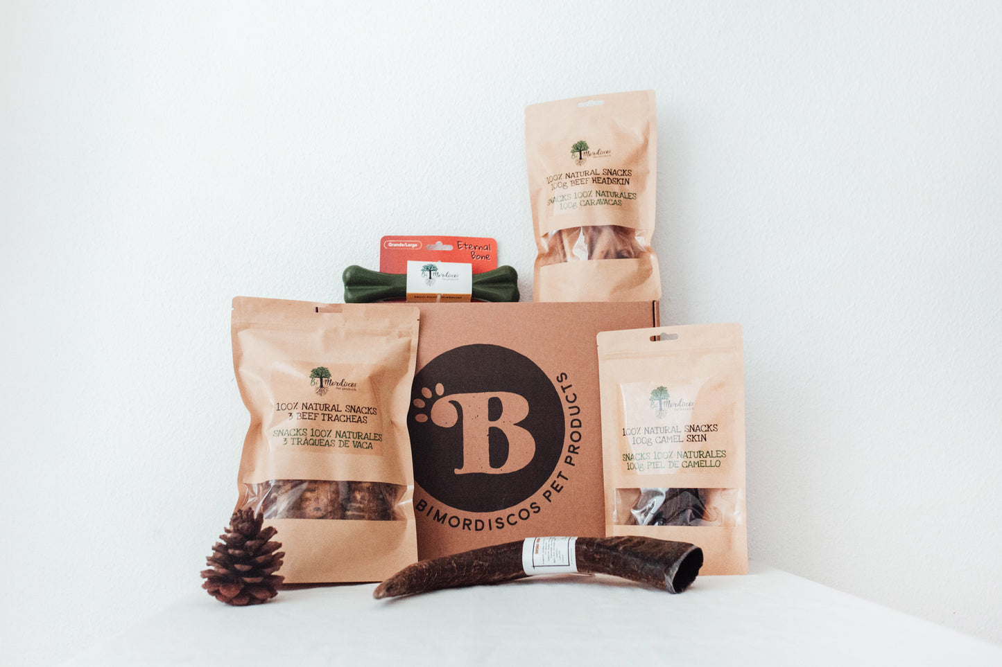 Bimorbox Grande · Pack Snacks Y Juguetes Naturales Para Perros.