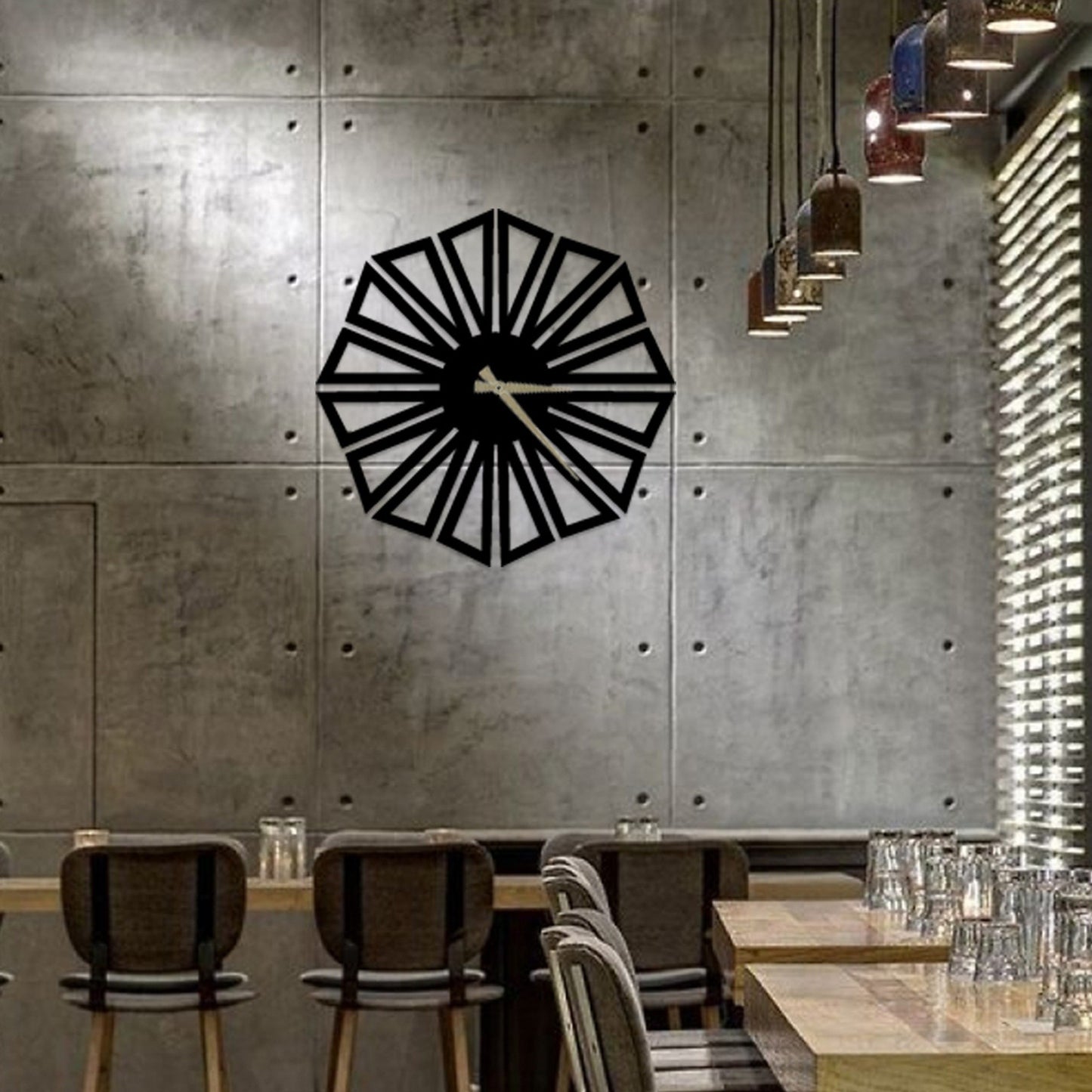 Reloj De Pared Metal Estilo Triángulos_4