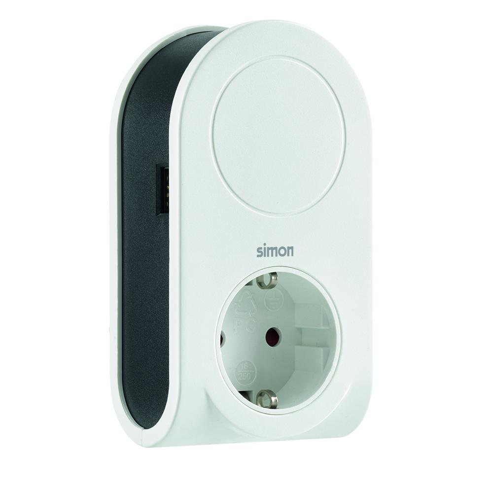 Adaptador con 3 clavijas usb cable enrollable +1 puerto usb a + 1 toma 16a Simon