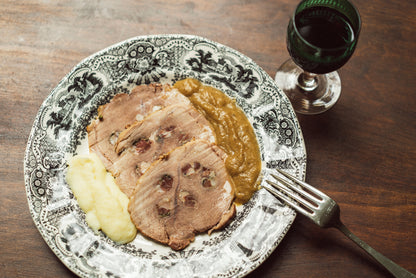 Carne Mechada Lonchas Con Salsa De Cebolla Al Brandy_0