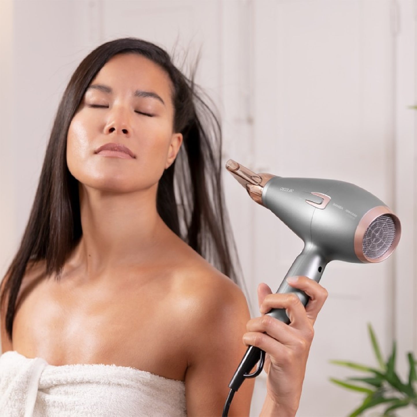 Cecotec Secador De Pelo Bldc Ionicare 6000 Rockstar Essence_4