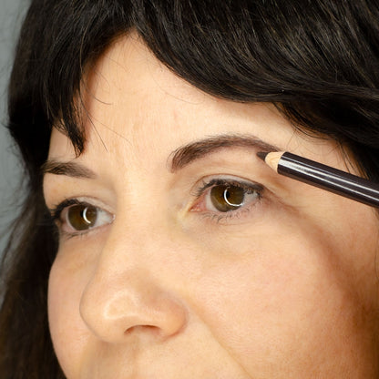 Lápiz De Cejas Brown Camaleon Cosmetics_1