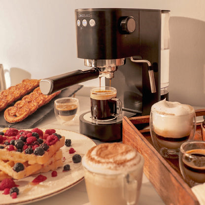 Cecotec Cafetera Express Cafelizzia Fast_4