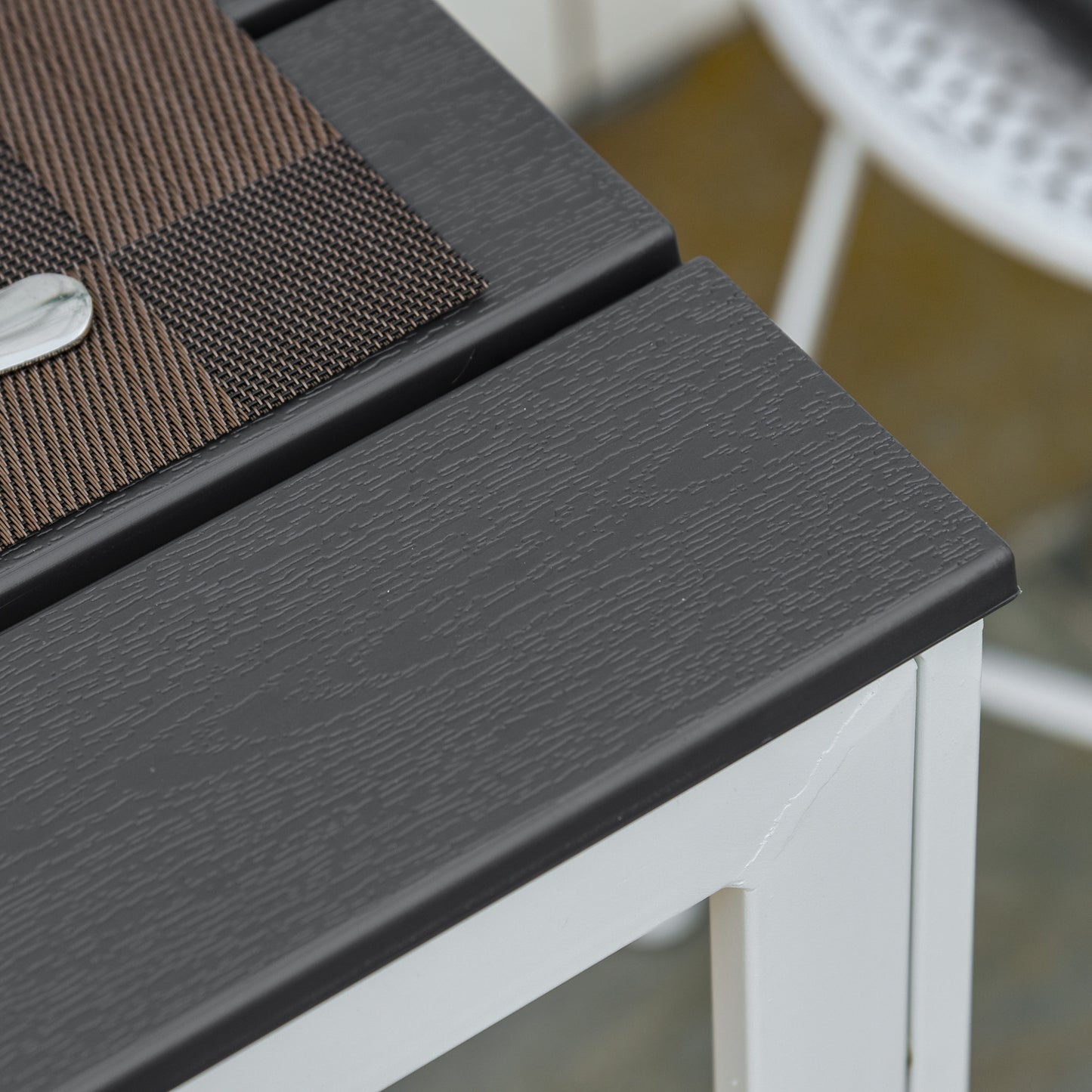 Outsunny Mesa De Jardín Cuadrada Marco Metal Para Exteriores Carga Máx. 50 Kg_4