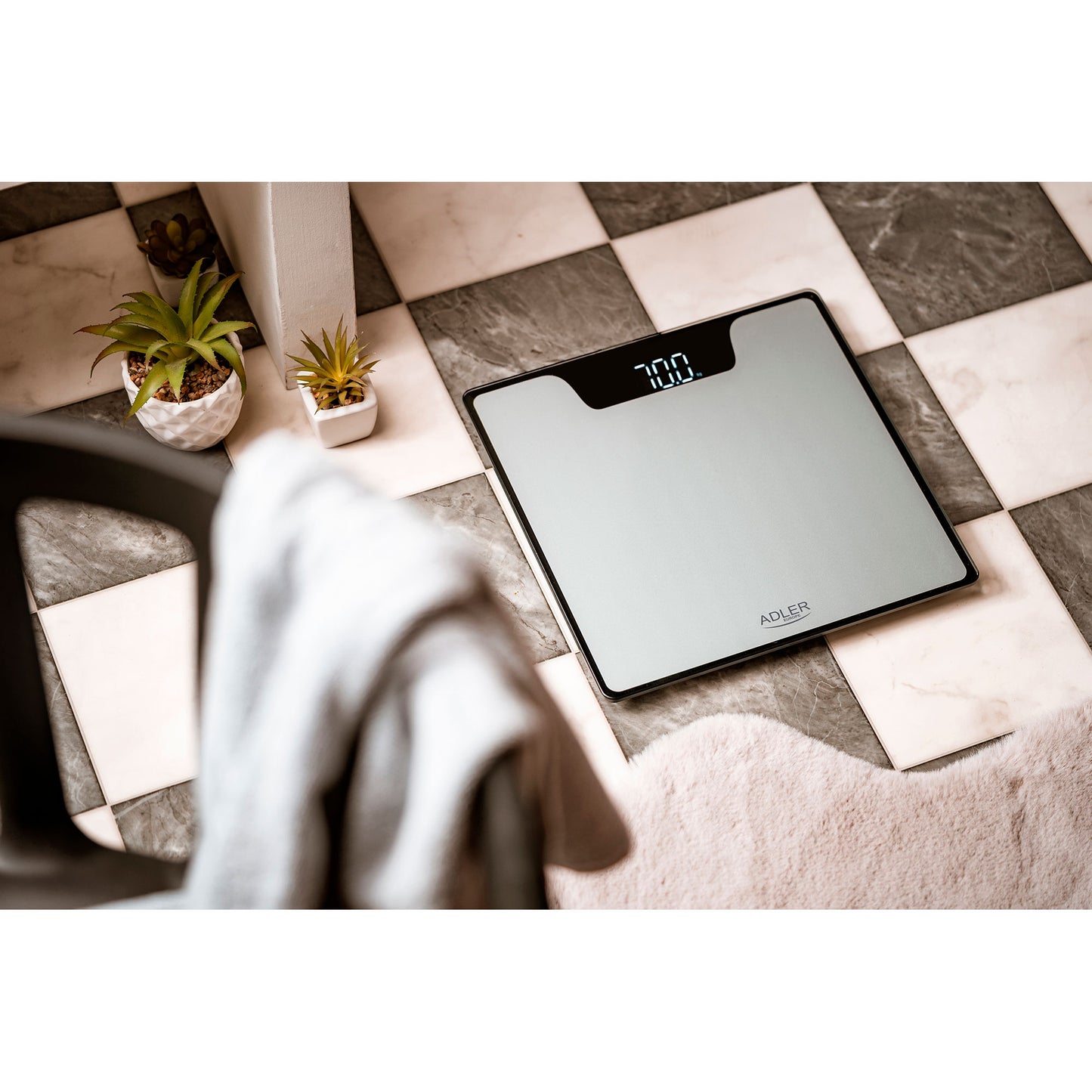 Báscula De Baño Digital Alta Precisión 180kg, Pantalla Led Apagado Automático, Vidrio Templado Adler Ad8174s Plata_2