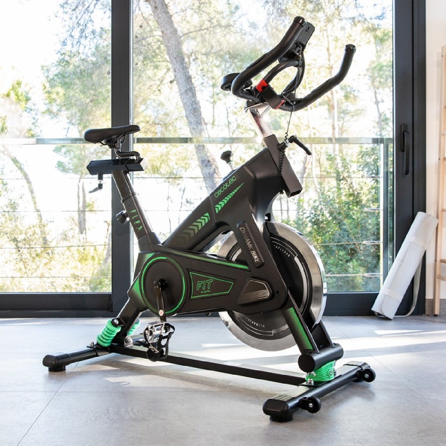 Cecotec Bicicleta Indoor Profesional Ultraflex 25. Sistema De Amortiguación Ultraflex Volante Inercia 25 Kg Ergonómica S_4