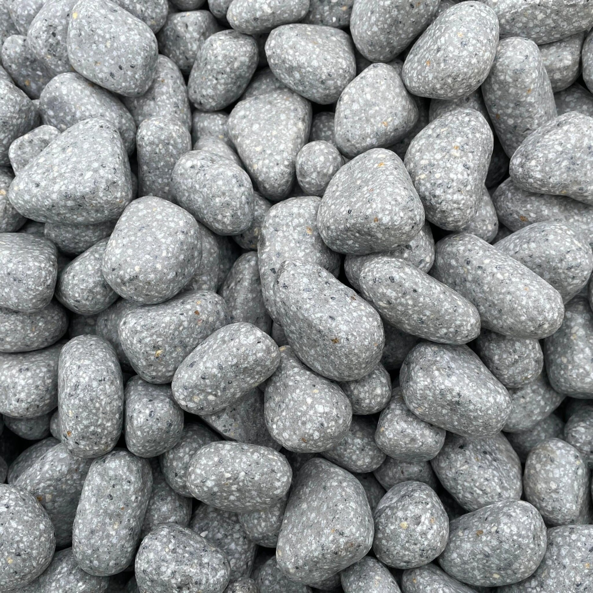 Canto Rodado Gris Perla Recycla / Saco 20 Kg. / 10-50 Mm_5