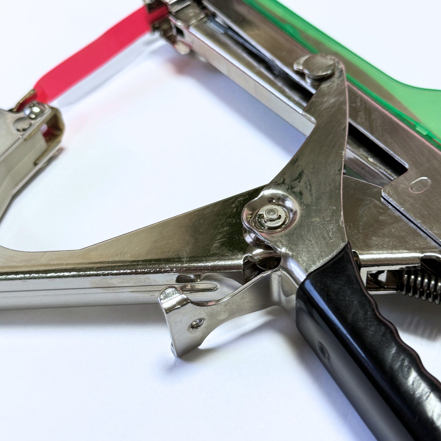 Atadora Manual De Acero Inoxidable – Para Cintas De 16 Mm Y Grapas De 6 X 4 Mm