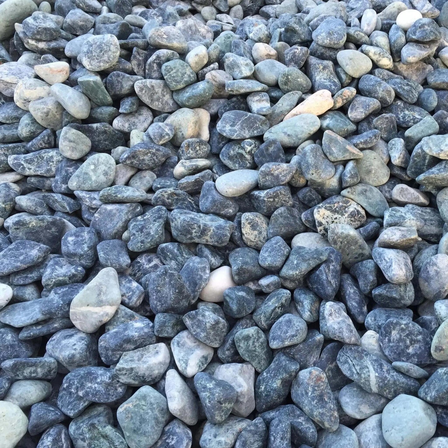 Canto Rodado Verde / Big Bag 1.000 Kg. / 12-24 Mm_2
