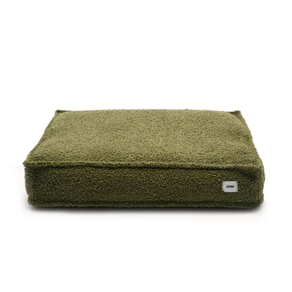 Cafide Cama De Material Reciclado Para Perro Con Tejido Estilo Borreguito Verde. Modelo Cuadra.