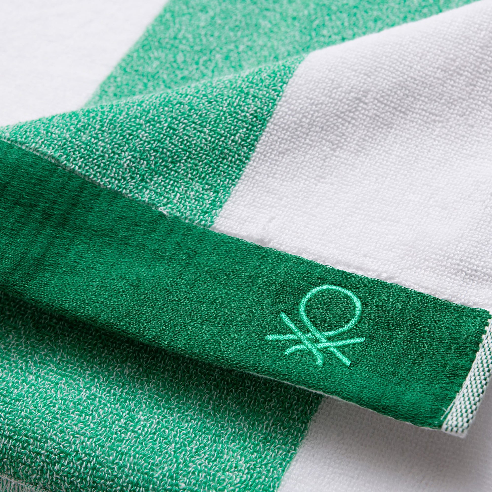 Set 2pc Toalla De Playa (toalla 90x160cm + Bolsa 144tc Hilo Teñido) Verde Rainbow Be_5