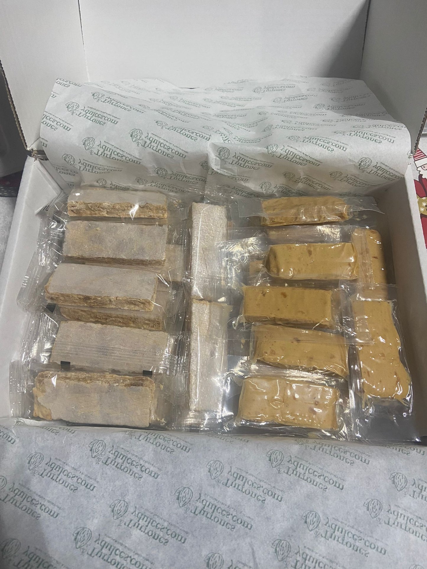 Porciones Surtidas De Turrón Blando (jijona) Y Duro (alicante) Artesano, Caja De 3 Kg_2