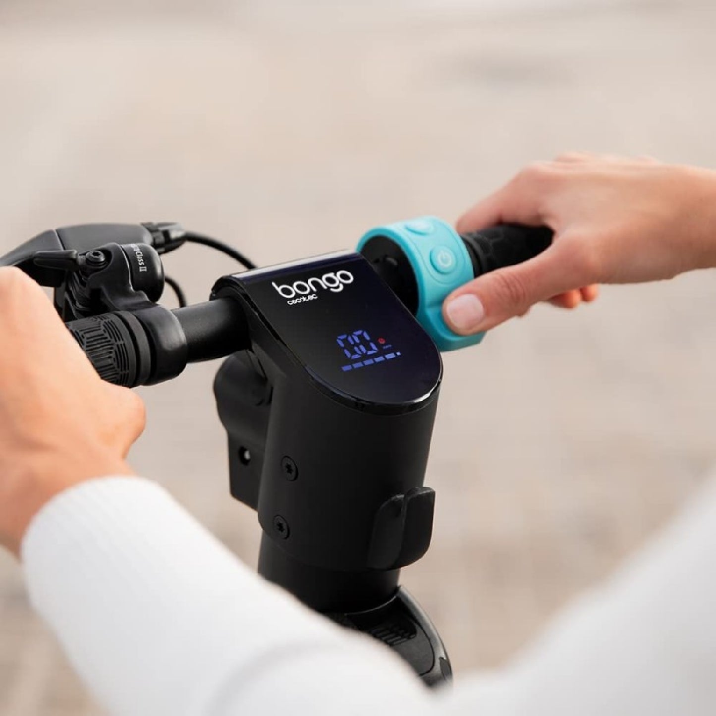 Patinete Eléctrico Bongo Serie A+ Max 45 Connected. 700 W, Batería Extraíble E Intercambiable, 45 Km De Autonomía, App Control, Ruedas Con Cámara De_4