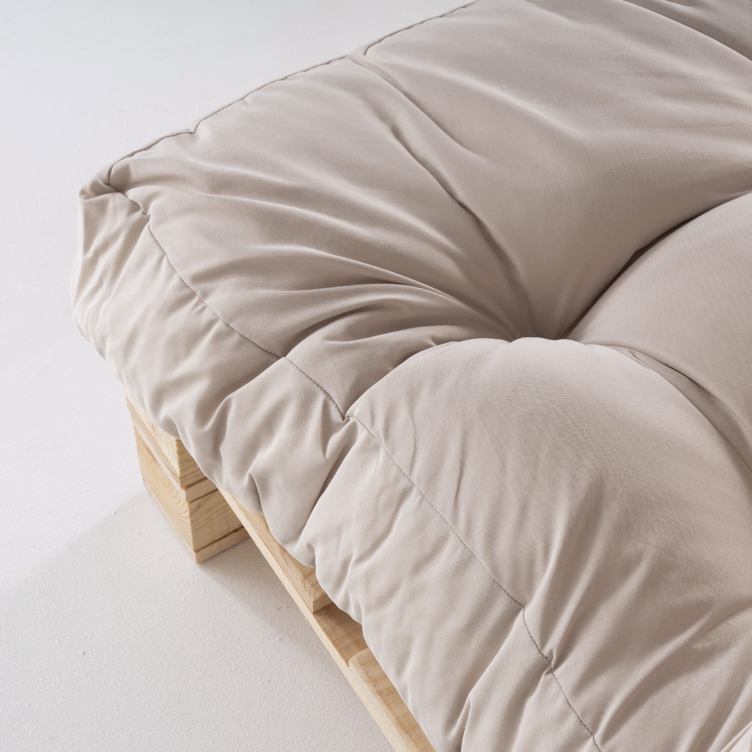 Sofá De Palet + Cojín De Asiento 80x120x16 Cm + Cojín Respaldo 42x120x16 Cm, Color Crema, Repelente Al Agua_4