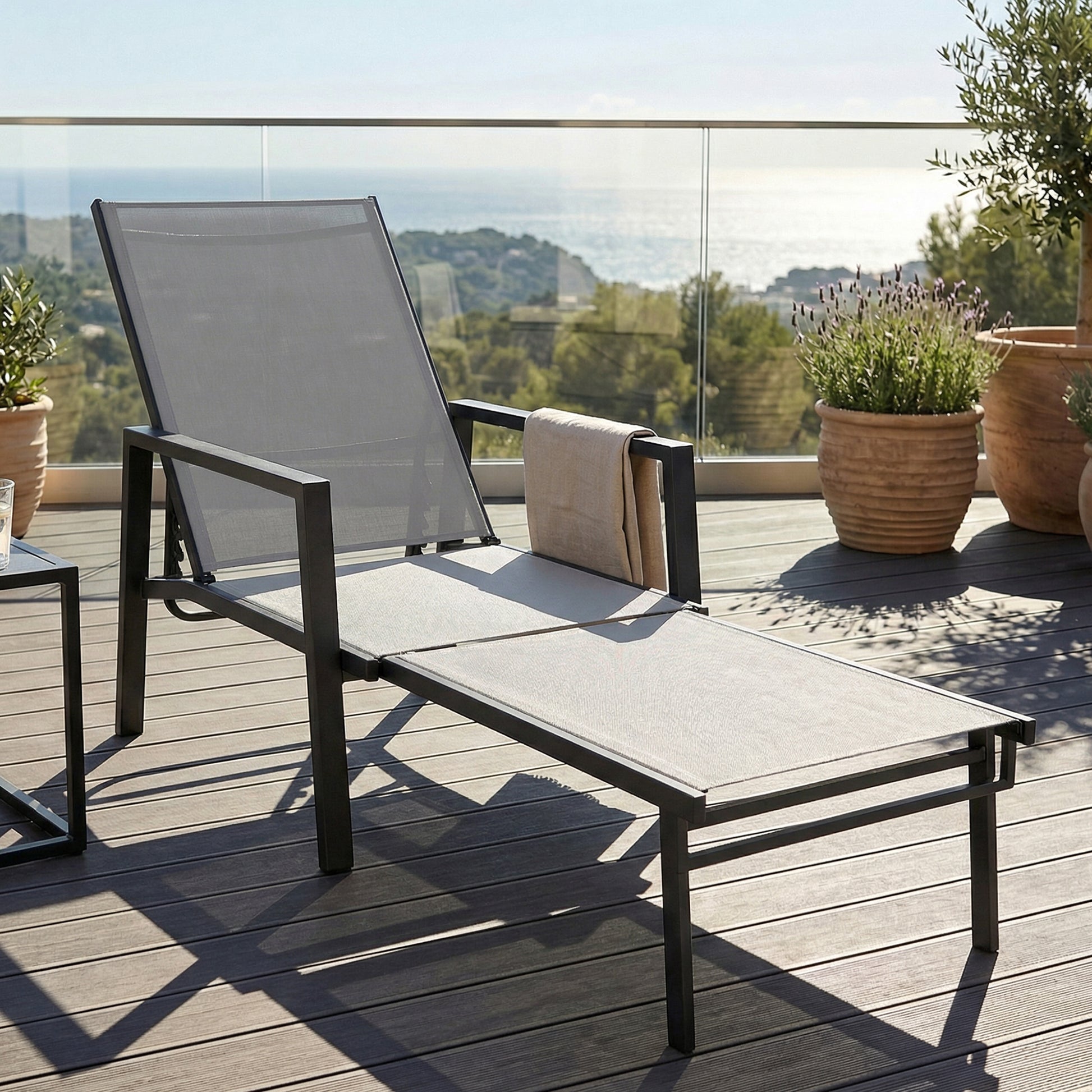 Outsunny Tumbona Plegable Con Reposapiés Retráctil Respaldo Ajustable 5 Niveles_4
