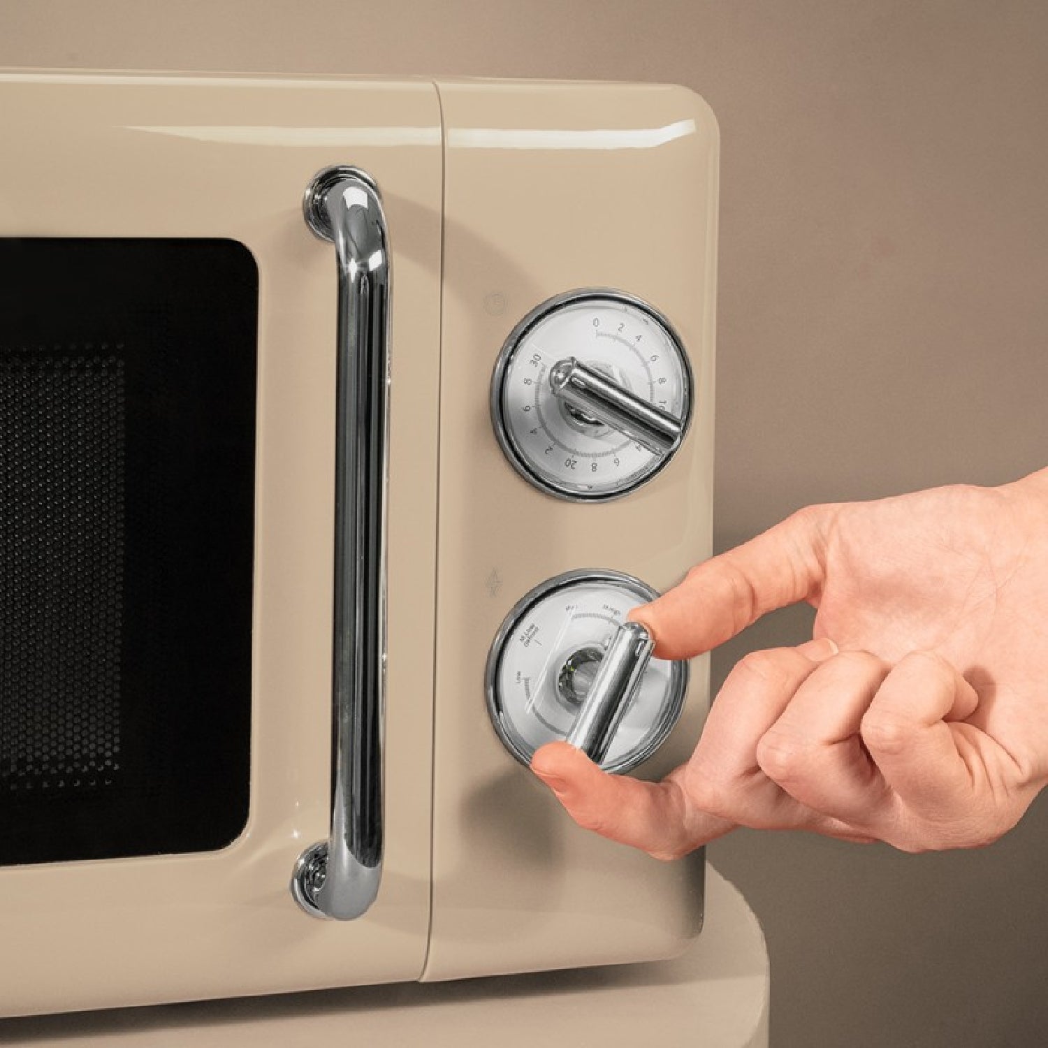 Microondas Mecánico De 20 L Proclean 3010 Retro Beige. 700 W En 6 Niveles, Temporizador Hasta 30 Minutos, Modo Descongelación, Diseño Vintage En Bei_1