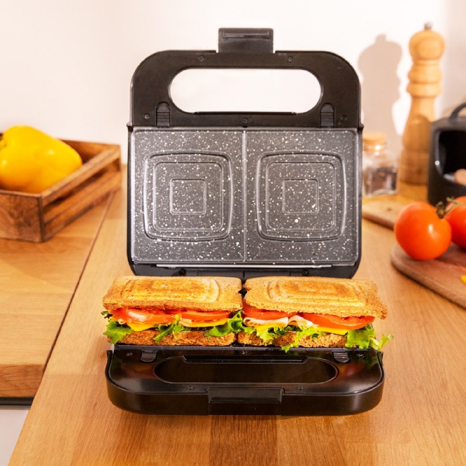 Sandwichera Rock´ntoast 4in1. 1000 W De Potencia, Capacidad Para 2 Sándwiches, Acabados En Acero Inoxidable, 4 Placa Intercambiables Con Revestimien_2