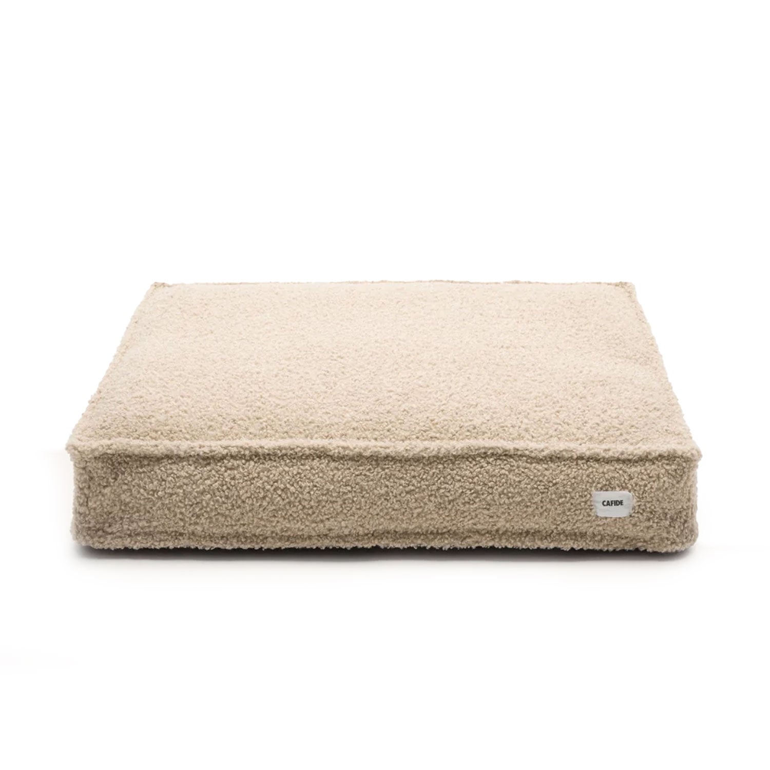Cafide Cama De Material Reciclado Para Perro Con Tejido Estilo Borreguito Beige. Modelo Cuadra._0