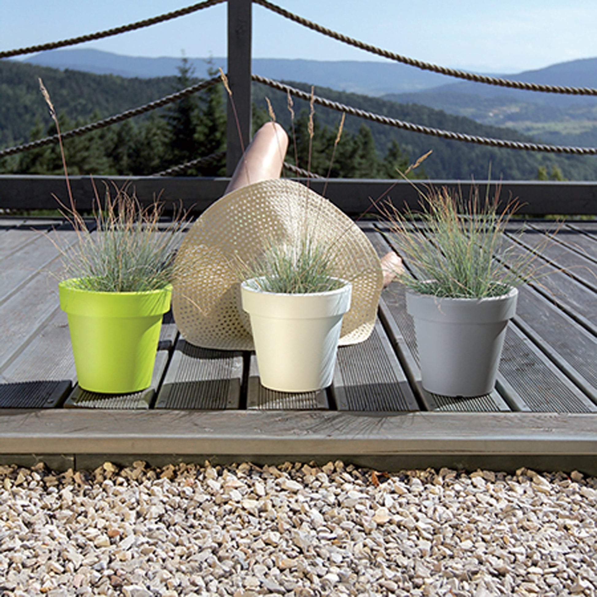 Maceta De Plastico Lofly En Color Blanco 49 (largo) X 49 (ancho) X 45,5 (alto) Cm_1