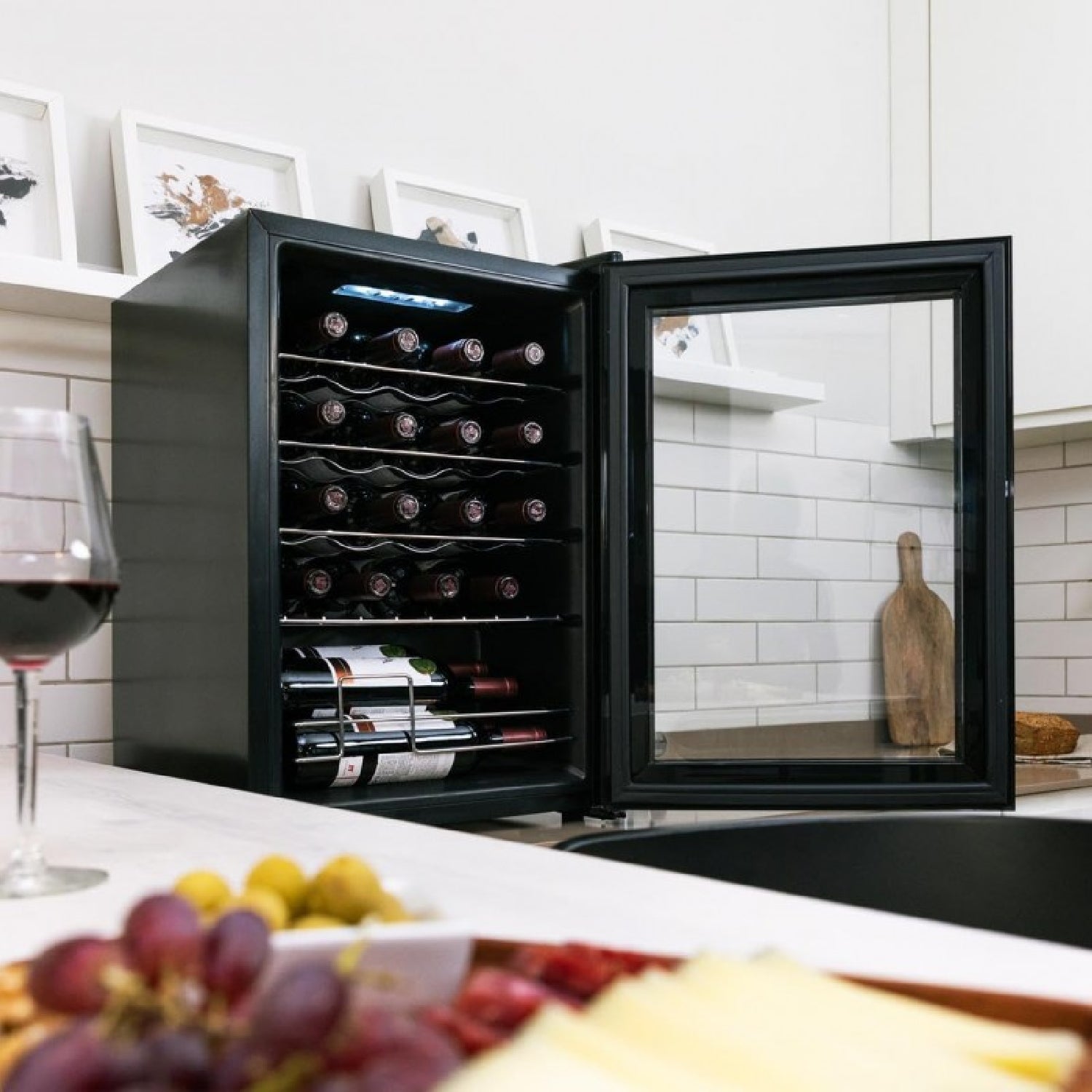 Cecotec Vinoteca Bolero Grandsommelier 2050 Black Compressor_4