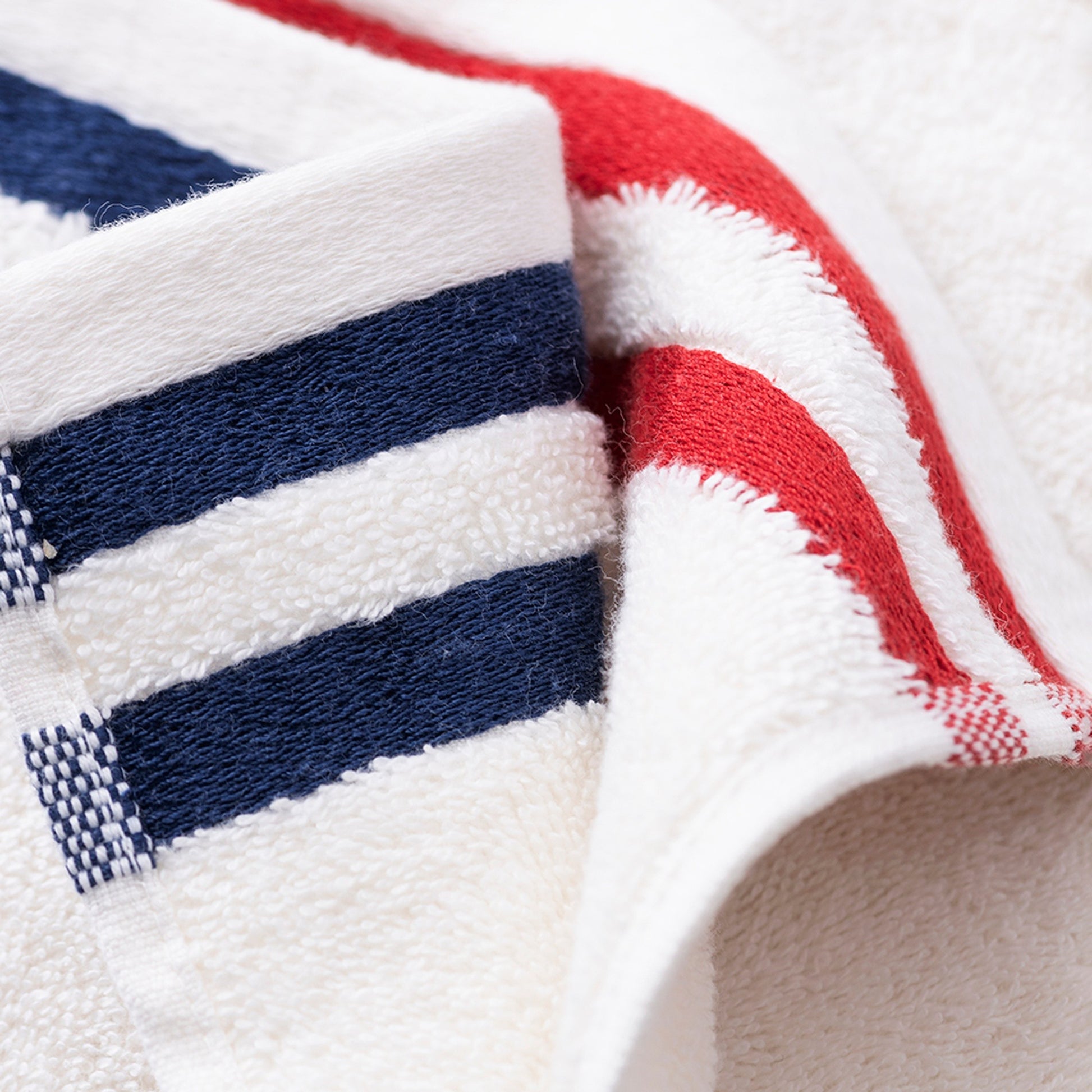 Toalla De Manos En Color Crudo 50x90cm 100% Algodón 500gsm El Ganso