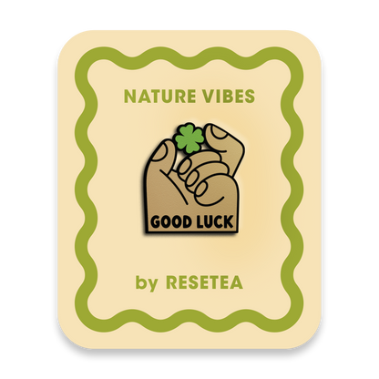 Good Luck Pin | Accesorio Moderno Y Original Para Chaquetas, Mochilas Y Bolsos_0