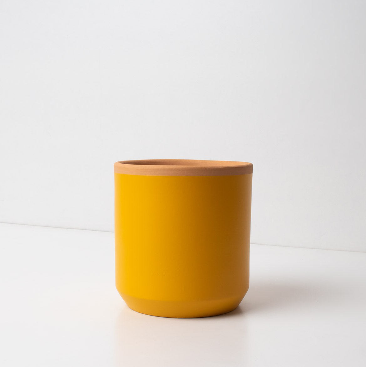 Macetero de Terracota Amarillo Azafrán 13 cm – Hecho a Mano por Artesanos, Maceta Decorativa - Resetea_0